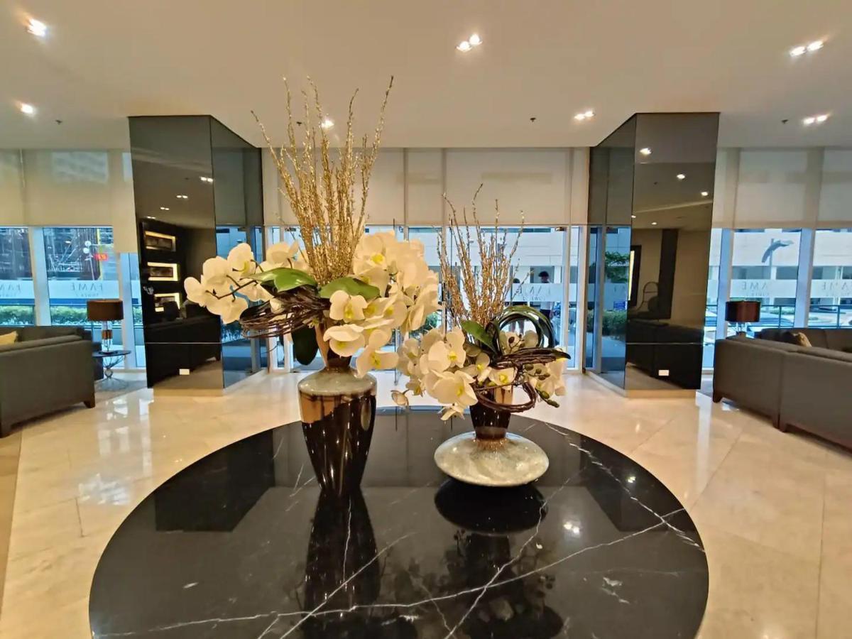 Penthouse Studio At Fame Residence 41St Floor, Shangrila-Megamall Manila Exterior photo