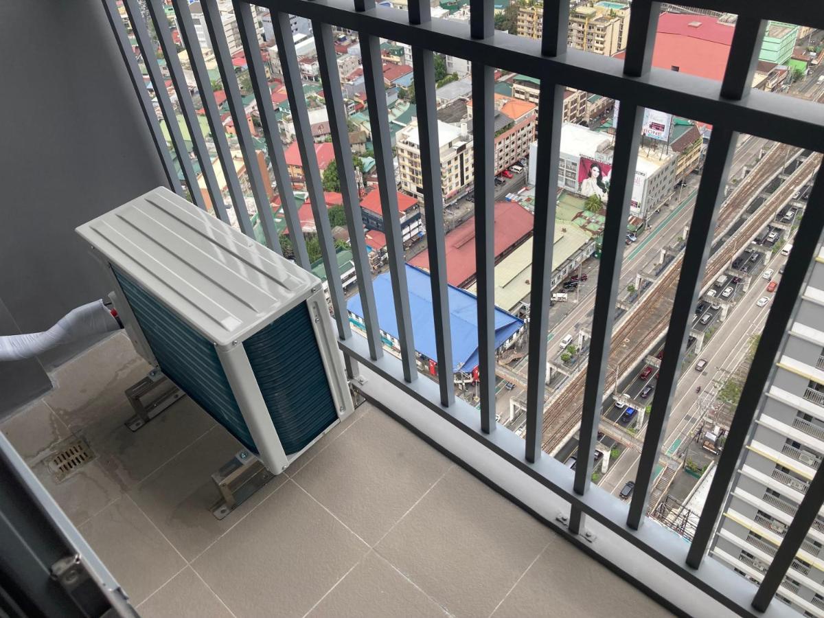 Penthouse Studio At Fame Residence 41St Floor, Shangrila-Megamall Manila Exterior photo